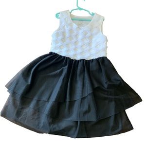 Girls dress for sale!